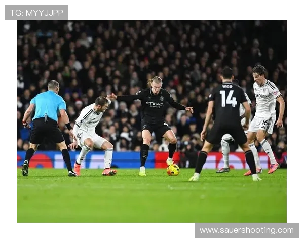 哈兰德在英超金靴争夺战中持续发挥稳定，竞争形势愈发激烈