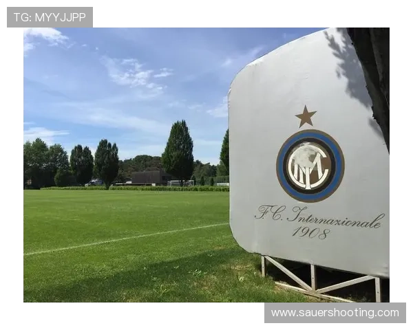 埃德森本赛季在曼城表现稳健，防守数据与出球效率持续提升