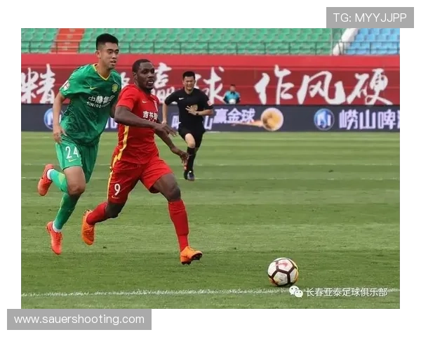 阿什利·扬技术全面性持续提升，攻防表现稳健