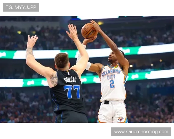 沃尔相比爆发力更依赖传球视野通过高位挡拆主导进攻节奏