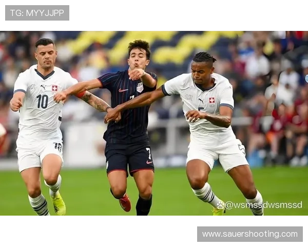 美国2-0澳大利亚:世界杯D组第二轮战报 美国2-0澳大利亚:世界杯D组第二轮战报